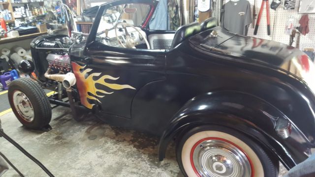 1940 Black Ford Hot / Rat Coupe
