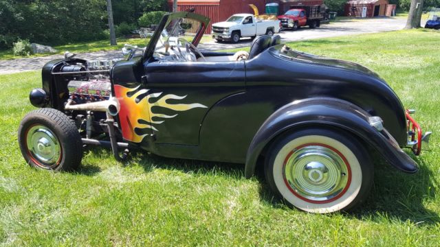 1940 Black Ford Hot / Rat Coupe