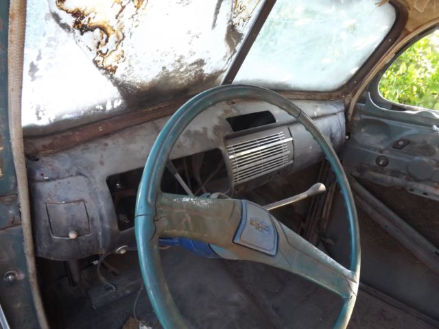 1940 PRIMER Ford Deluxe Sedan