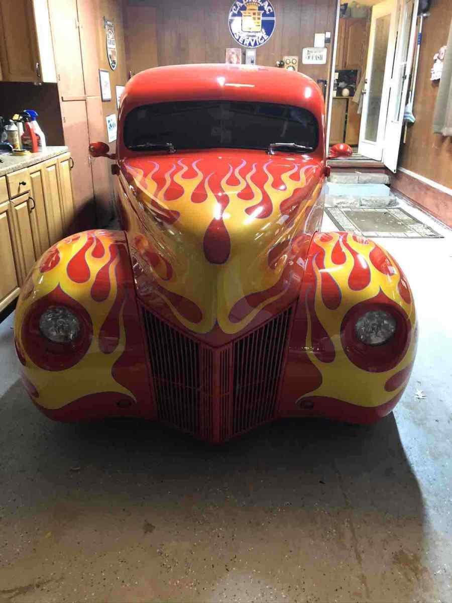 1940 Red Ford sedan Sedan