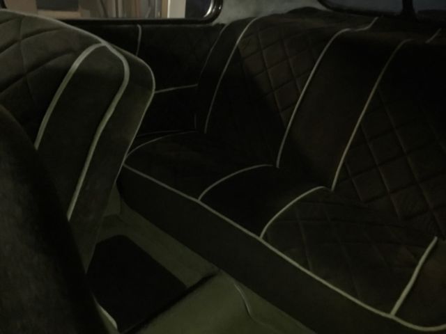 1940 Gold/Brown Ford SEDAN Fastback/Sedan/split window