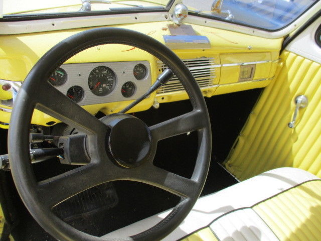 1940 Yellow Ford Tudor sedan Sedan