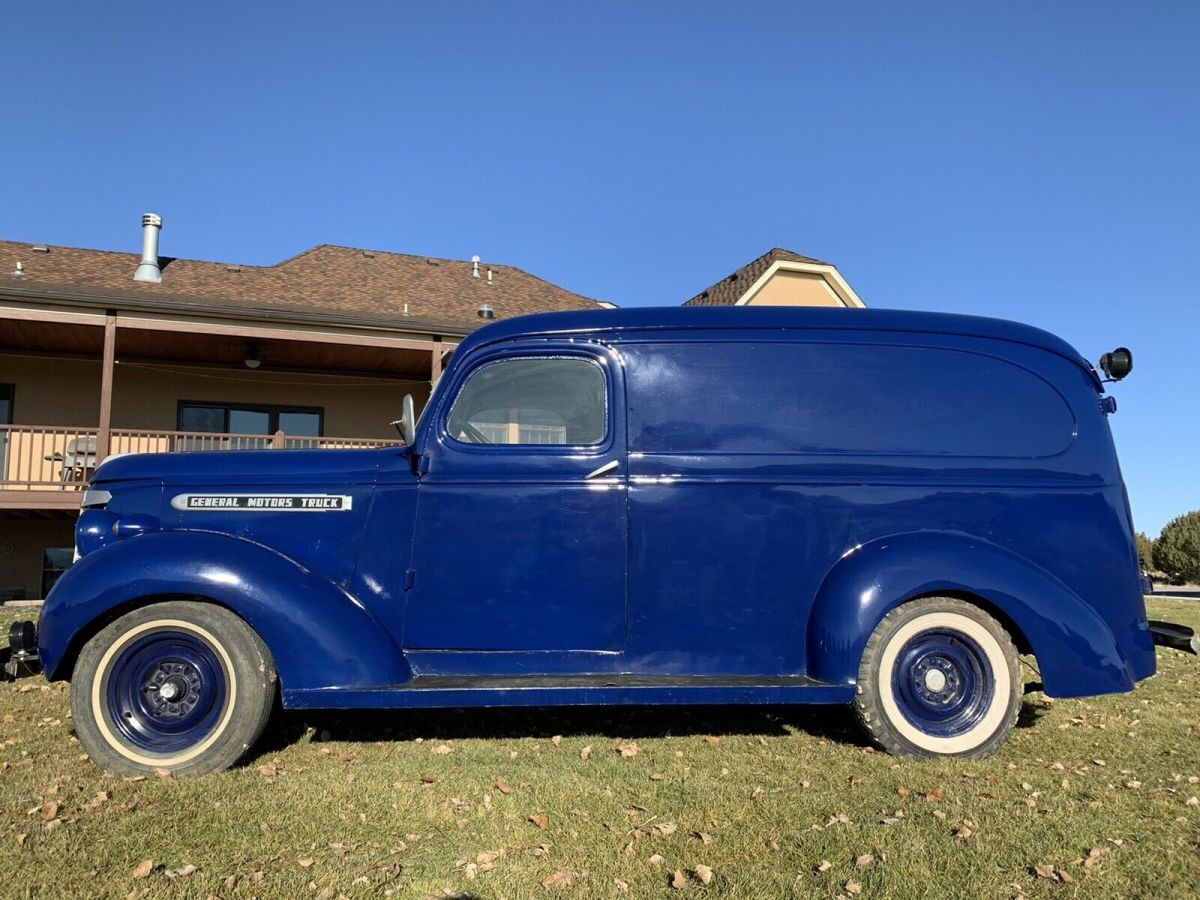 1940 Blue GMC AC 101