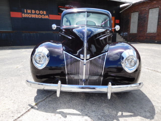 1940 Other Ford DELUXE Sedan