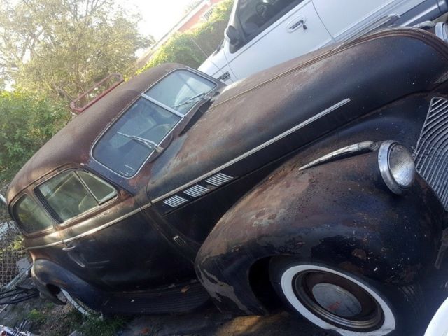 1940 Peach Pontiac Deluxe 4 door