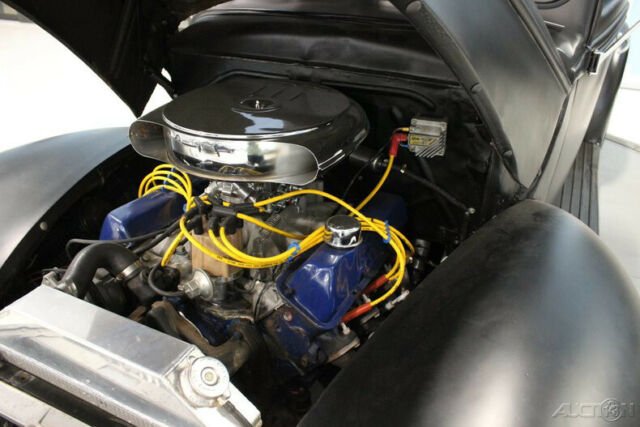 1940 Black Ford 3-Window