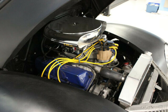 1940 Black Ford 3-Window