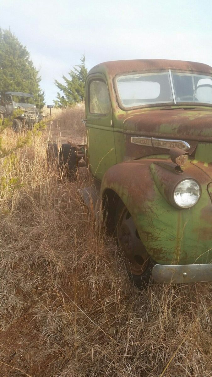 1940 Green GMC Truck Cab & Chassis