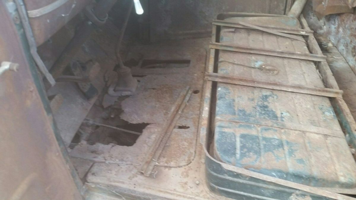 1940 Green GMC Truck Cab & Chassis