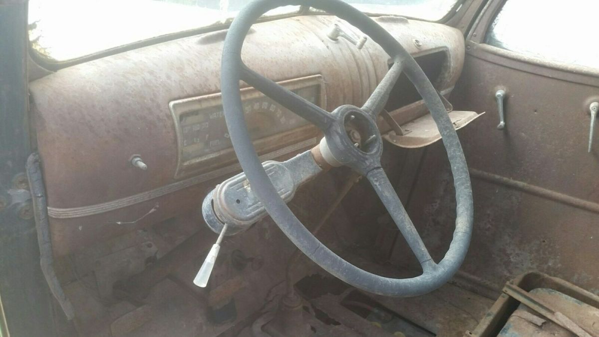 1940 Green GMC Truck Cab & Chassis