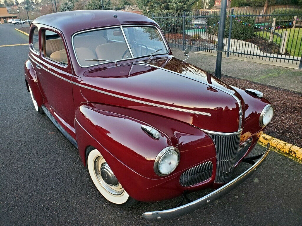 1941 Ford 2 Door Sedan Sedan
