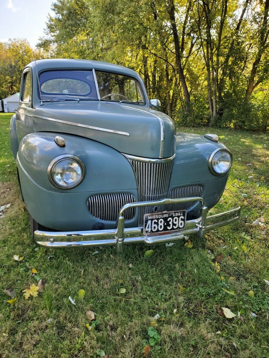 1941 Green Ford Deluxe Coupe