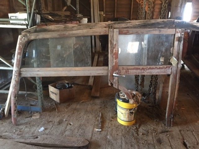 1941 Red/Green Ford Super Deluxe Wagon