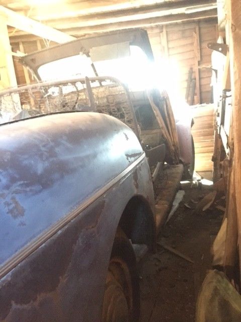 1941 Red/Green Ford Super Deluxe Wagon