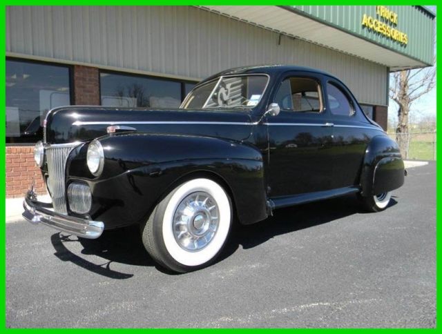 1941 Black Ford Deluxe
