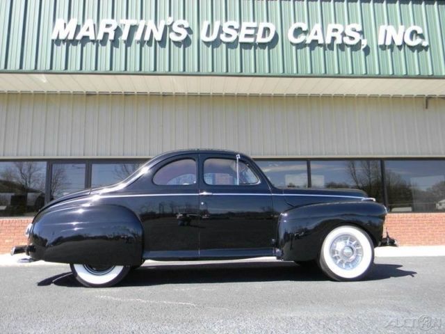 1941 Black Ford Deluxe
