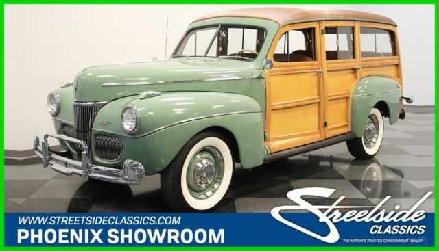 1941 Green Ford Super Deluxe