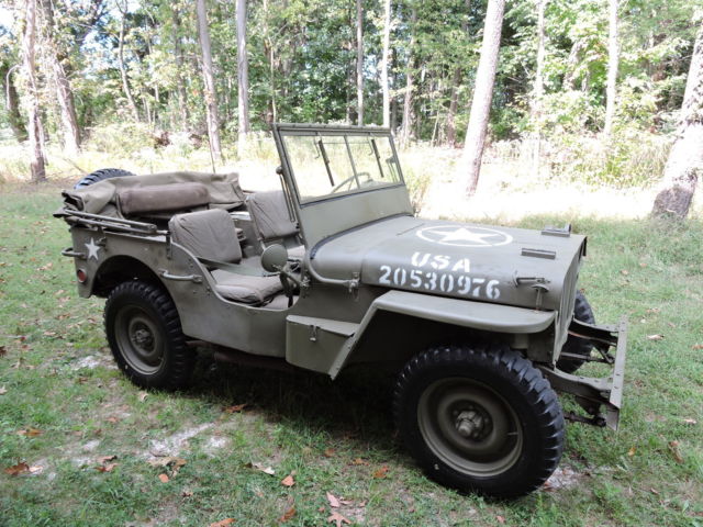 1942 Green Willys MB Convertible SUV