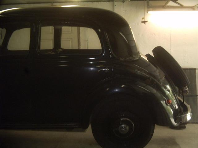 1942 BLACK Mercedes-Benz 170V 4 DOOR SEDAN