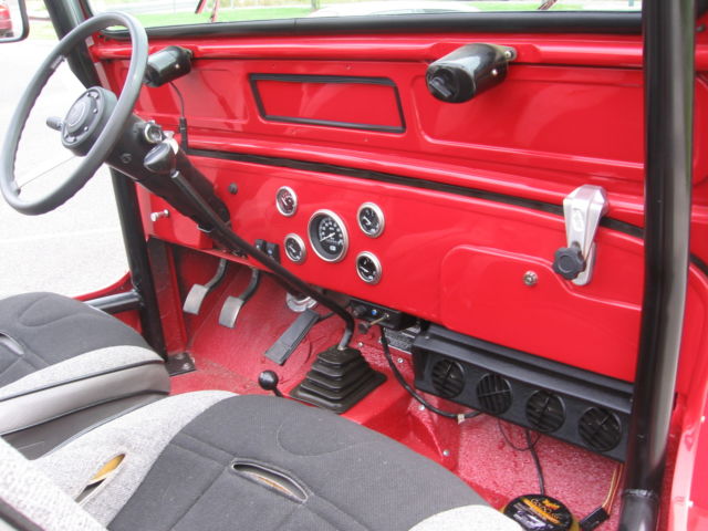 1942 Red Willys jeep