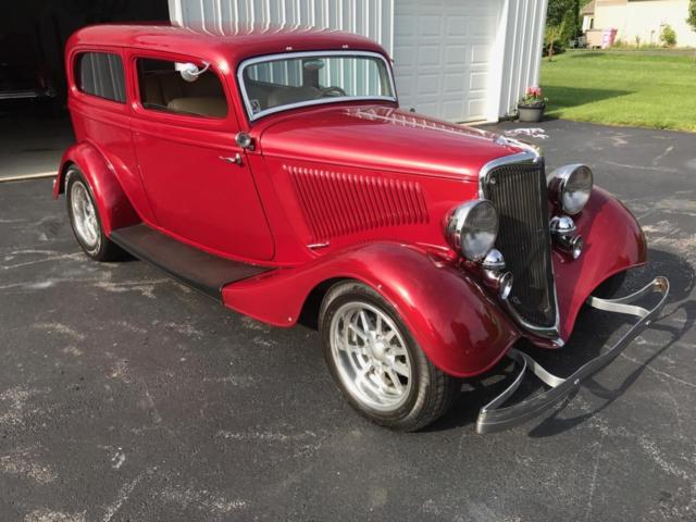 1934 Burgundy Ford Tudor