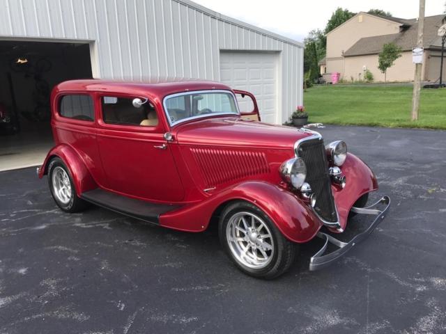 1934 Burgundy Ford Tudor