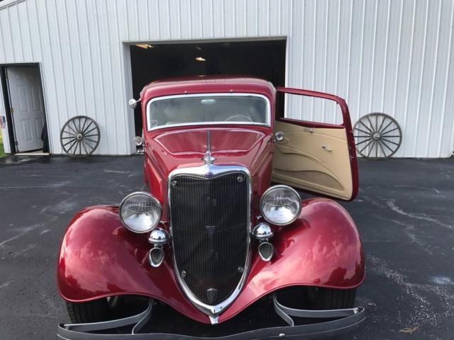 1934 Burgundy Ford Tudor