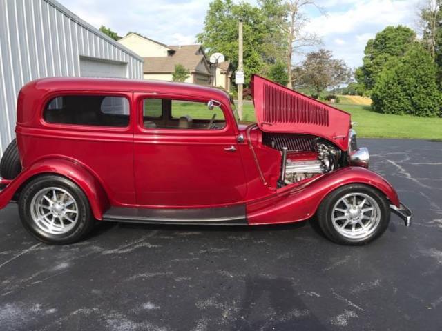 1934 Burgundy Ford Tudor