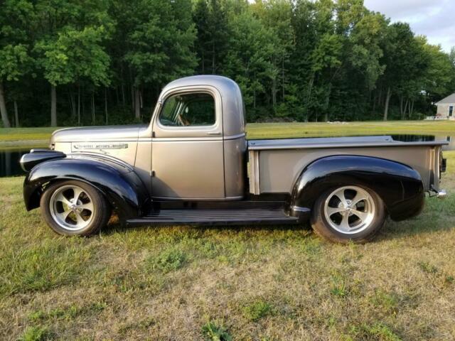 1944 Silver and Black GMC Pick up Standard Cab Pickup