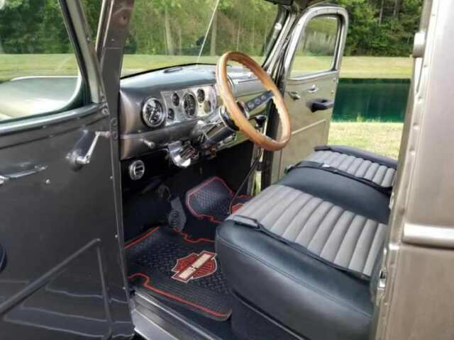 1944 Silver and Black GMC Pick up Standard Cab Pickup