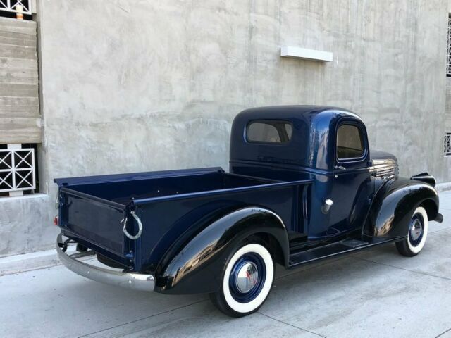 1946 Blue Chevrolet 3100 Pickup (Truck)