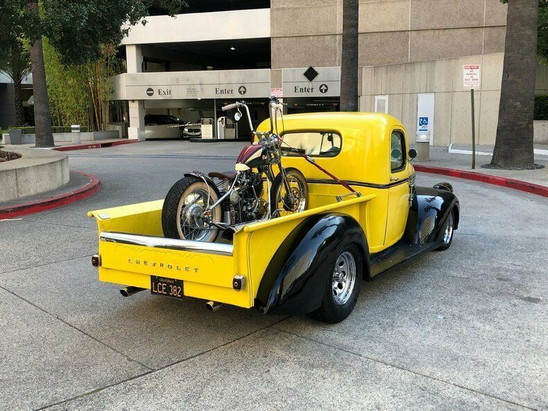 1946 Yellow Chevrolet C/K Pickup 1500 Pickup (Truck)