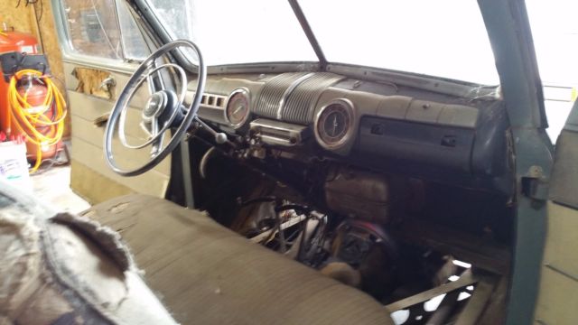 1946 ///////////////////////////////Dark Green Ford Other 2Dr. Sedan