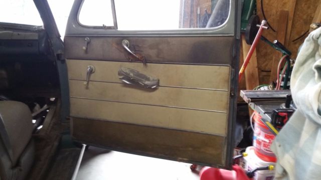 1946 ///////////////////////////////Dark Green Ford Other 2Dr. Sedan