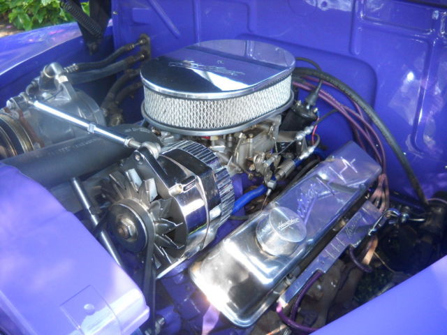 19460000 White Ford Coupe Coupe