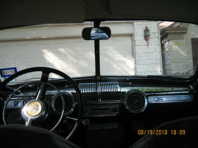 1946 Dark Grey Ford Deluxe Coupe