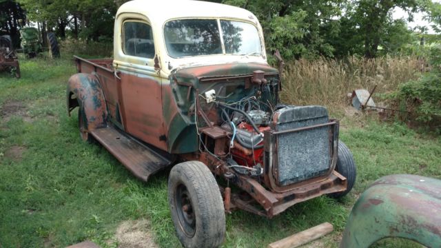 1946 Ford F-100