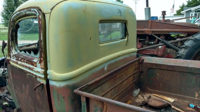 1946 Ford F-100
