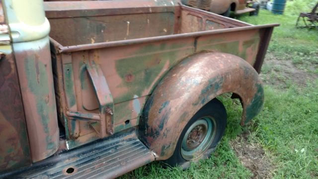 1946 Ford F-100