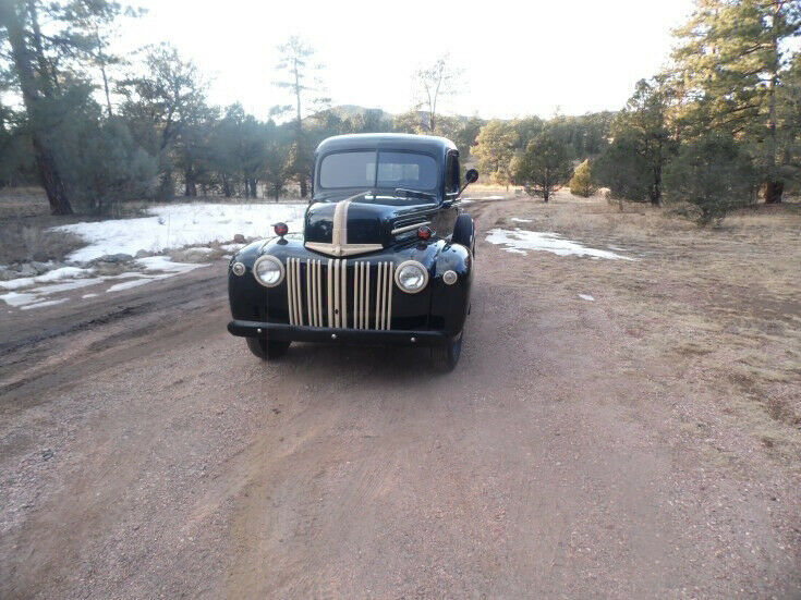 1946 Green Ford F-100 Pickup Truck