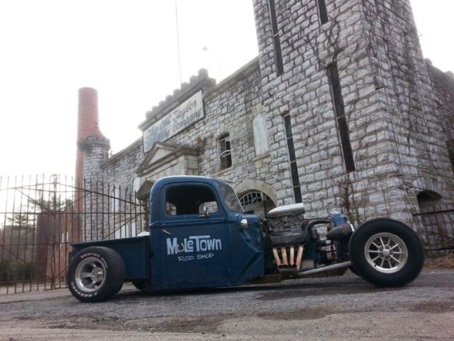 1946 Blue Ford Model T Cab & Chassis