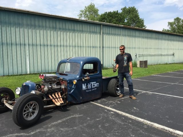 1946 Blue Ford Model T Cab & Chassis