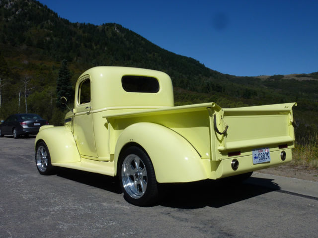 1946 Yellow Chevrolet Other Pickups