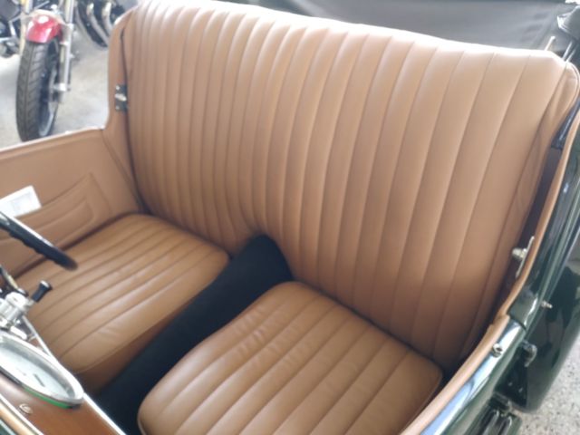 1946 British Racing Green MG T-Series