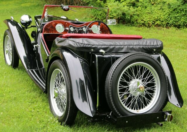 1946 Black MG TC