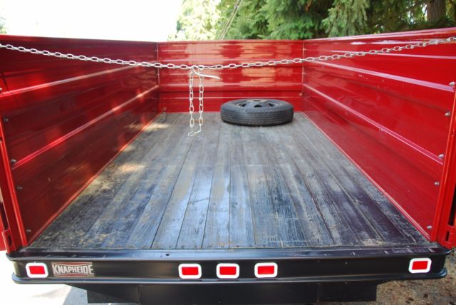 1946 tan and black Chevrolet Other Pickups