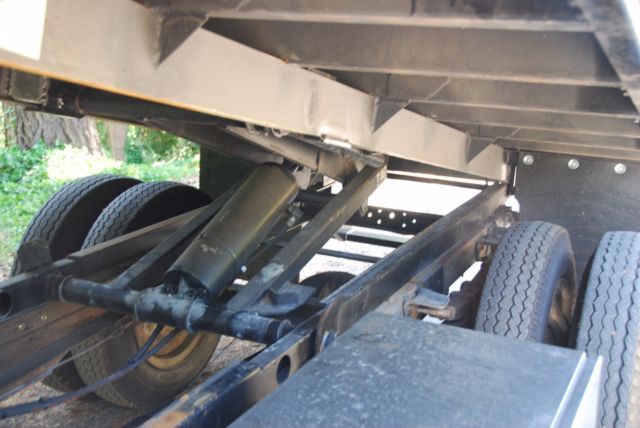 1946 tan and black Chevrolet Other Pickups