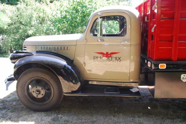 1946 tan and black Chevrolet Other Pickups