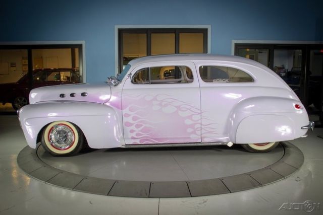 1946 White Ford Deluxe