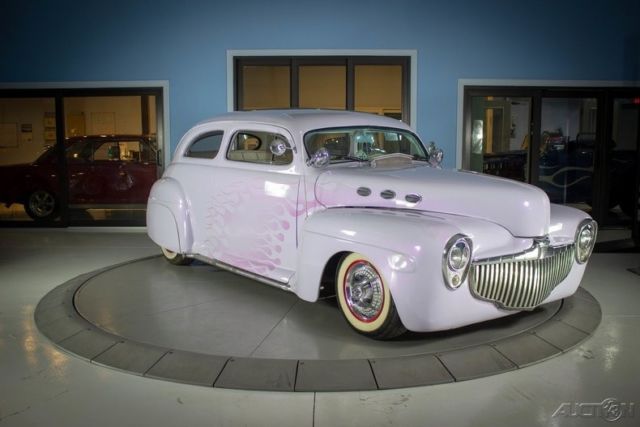 1946 White Ford Deluxe
